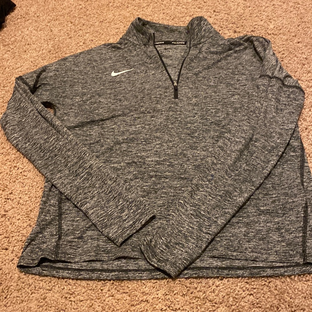 Nike - Drifit - medium- pullover